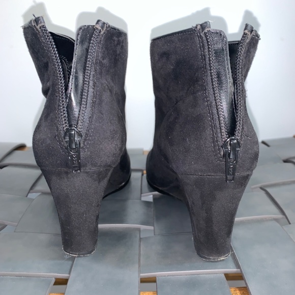 Aerosols black suede wedge booties, 8M, in great shape. - Picture 4 of 9